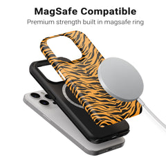Flamme du tigre au coucher du soleil