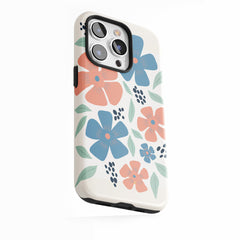 Corail et fleurs bleues