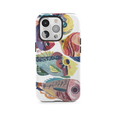 Défilé de poissons colorés