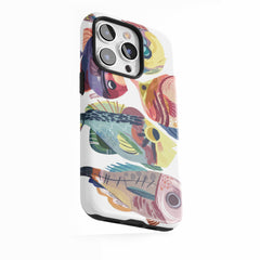 Défilé de poissons colorés